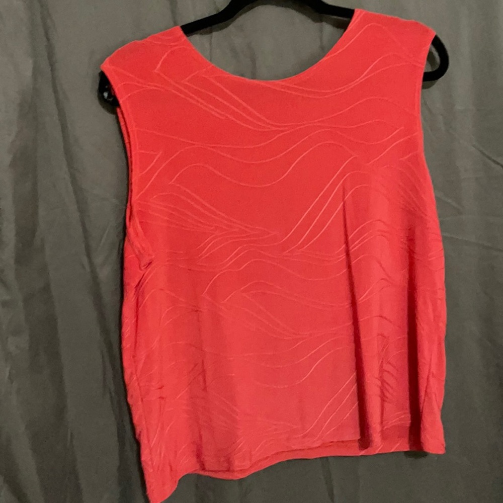 Woman’s blouse